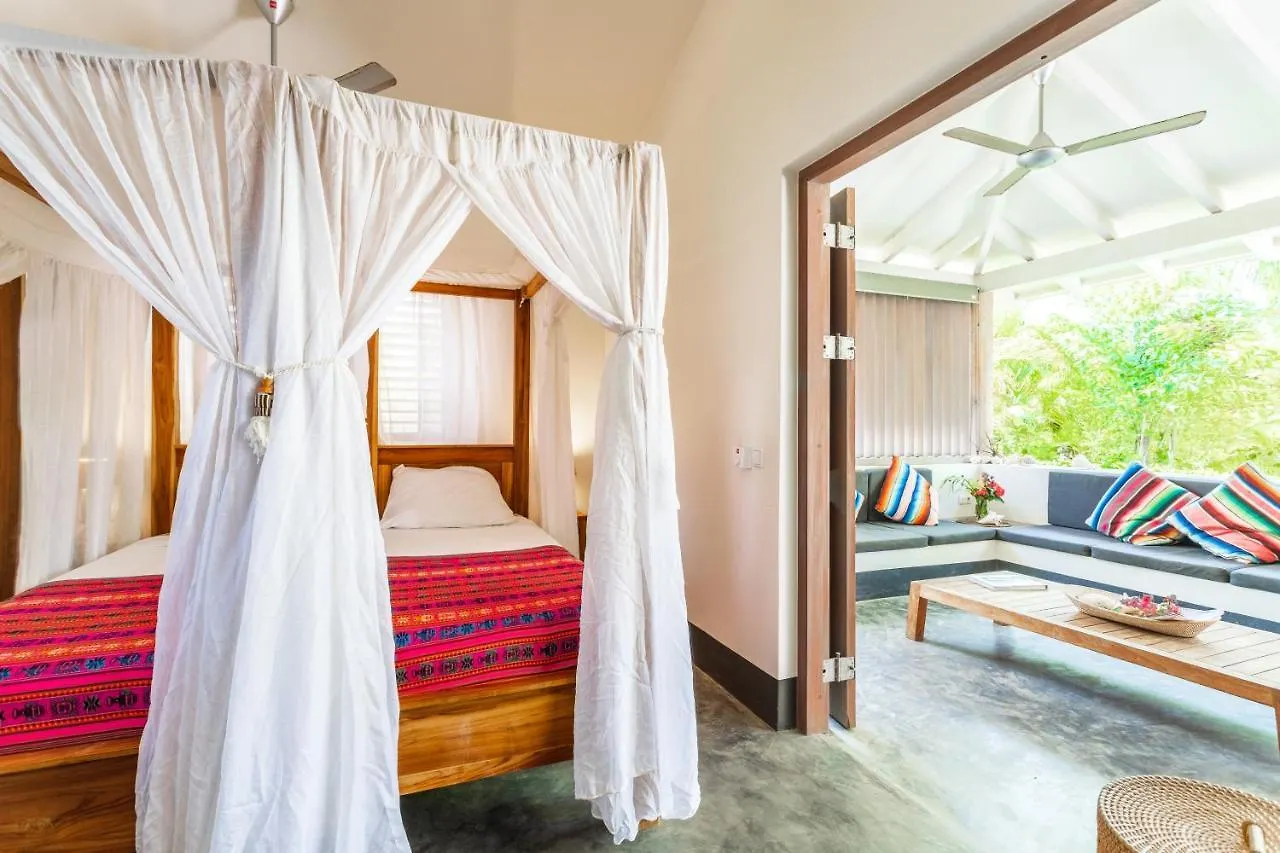 קרלנדיק Windhoek Resort Bonaire באונאייר, סנט יוסטיישיוס ו-סאבה