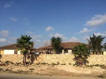 קרלנדיק Windhoek Resort Bonaire 2*,  באונאייר, סנט יוסטיישיוס ו-סאבה