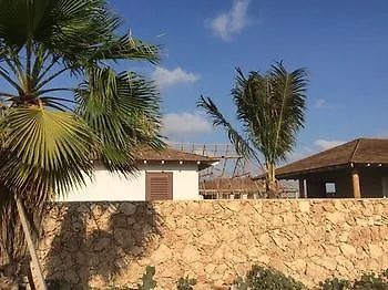 קרלנדיק Windhoek Resort Bonaire 2*,