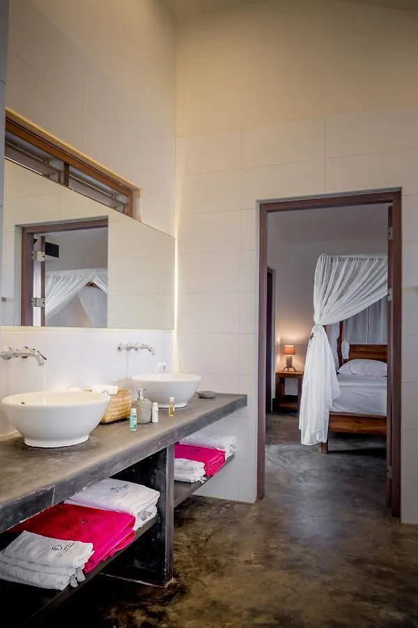 קרלנדיק Windhoek Resort Bonaire 2*,  באונאייר, סנט יוסטיישיוס ו-סאבה