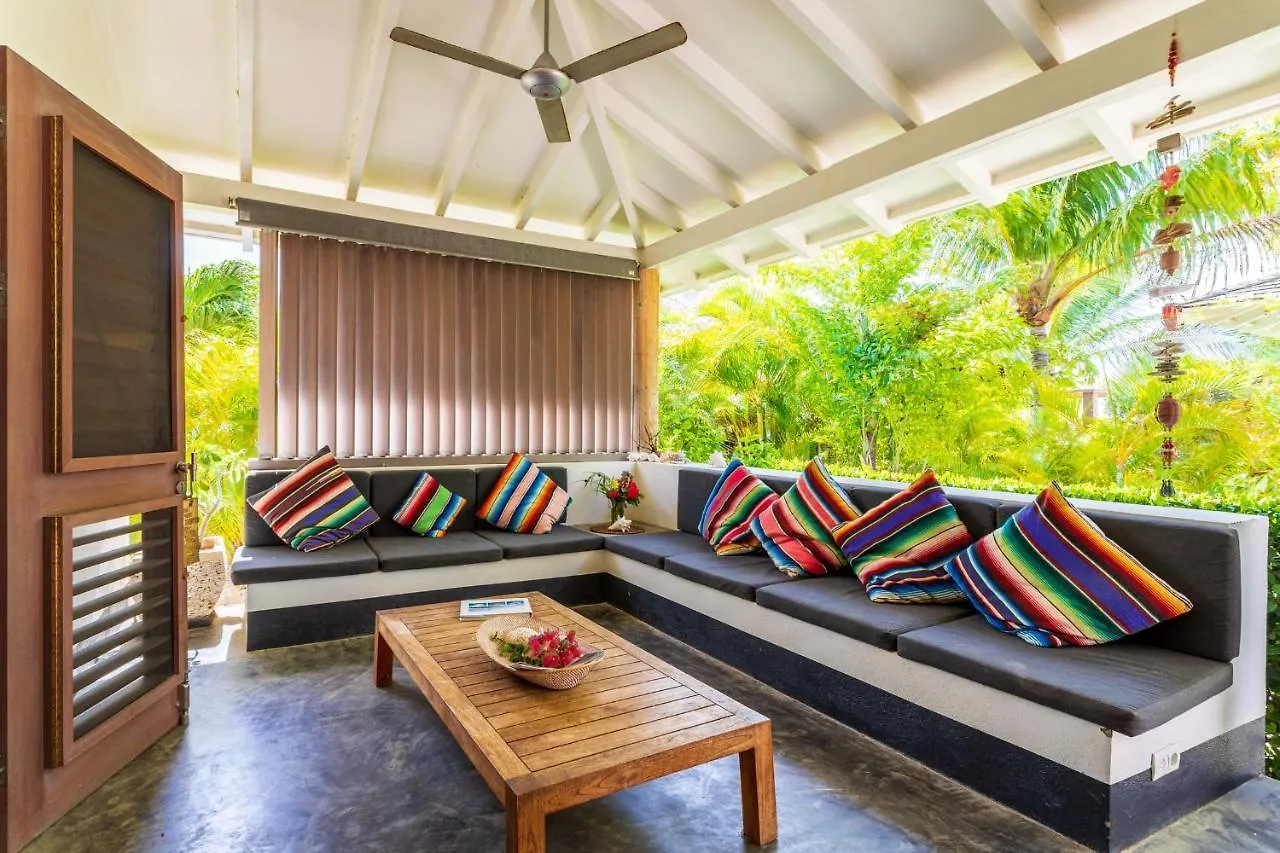Windhoek Resort Bonaire Playa 2*,  Bonaire, Sint Eustatius en Saba